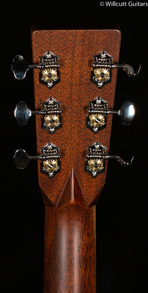 Martin HD-28 (335)