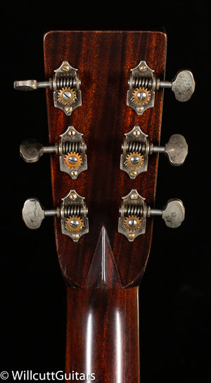 Martin Custom Shop Expert D-28 Authentic 1937 Stage 1 Aged Ambertone (801)