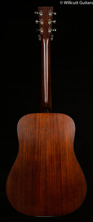 Martin D-18 Authentic 1937 VTS (178)