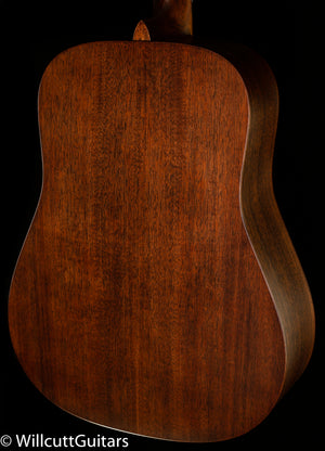 Martin D-15M (537)