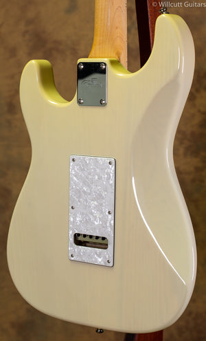 G&L USED Phyllis S Style