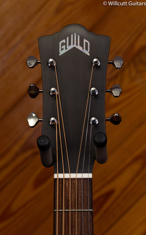 Guild OM-240E Orchestra, Natural DEMO