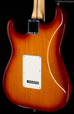 Fender Standard Stratocaster HSS Plus Top Tobacco Sunburst (530)