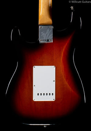 Fender Vintera '60s Stratocaster 3-Tone Sunburst (086)