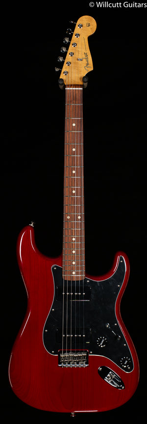Fender Noventa Stratocaster Pau Ferro Fingerboard Crimson Red Transparent DEMO