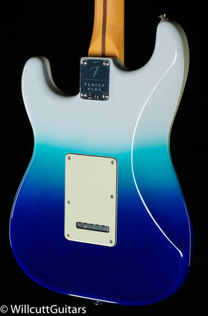 Fender Player Plus Stratocaster HSS Belair Blue Pau Ferro Fingerboard