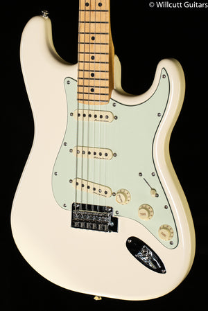 Fender Deluxe Roadhouse Strat Olympic White
