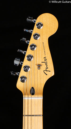 Fender Player Plus Stratocaster HSS Maple Fingerboard 3-Color Sunburst