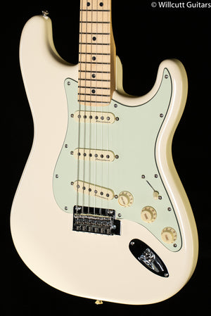 Fender Deluxe Roadhouse Strat Olympic White