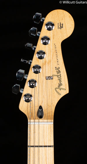 Fender Player Stratocaster HSS Maple Fingerboard Silver