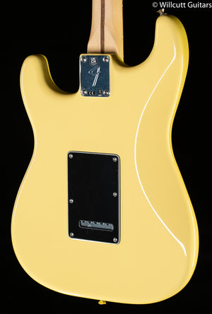 Fender Player Stratocaster HSH Buttercream Pau Ferro Fingerboard (438)