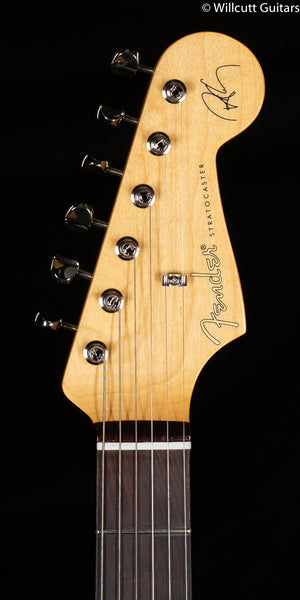 Fender Robert Cray Stratocaster Rosewood Fingerboard 3-Color Sunburst (305)