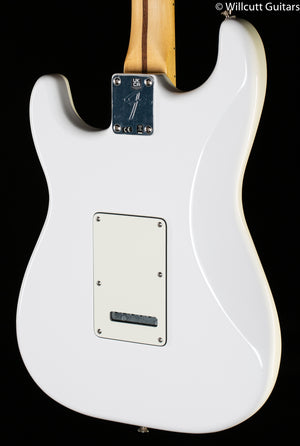 Fender Player Stratocaster Maple Fingerboard Polar White (016)