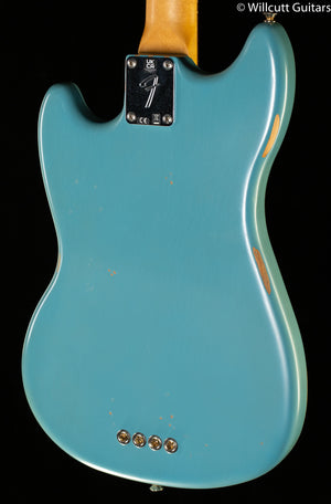 Fender JMJ Road Worn Mustang Bass Rosewood Fingerboard Faded Daphne Blue (779)