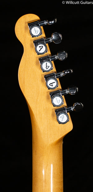 Fender Chrissie Hynde Telecaster Rosewood Fingerboard Ice Blue Metallic (675)