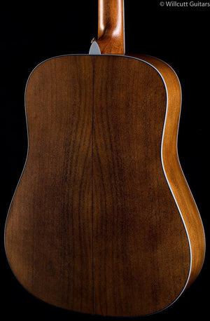 Martin D-16E (841)