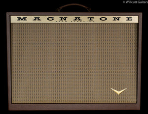 Magnatone Traditional Series 2x12 Guitar Amp Cabinet