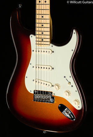 Fender American Deluxe Strat® Plus Mystic 3 Color Sunburst Maple DEMO (728)