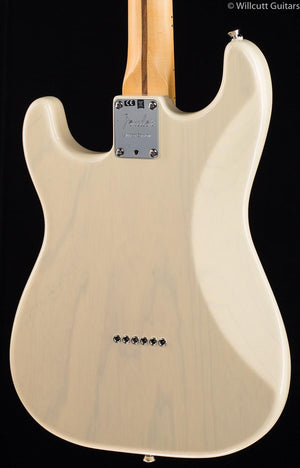 fender-parallel-universe-whiteguard-stratocaster-007