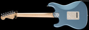 fender-american-elite-stratocaster-satin-ice-blue-metallic-088