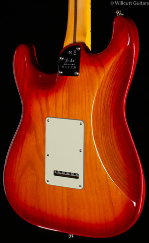 Fender American Ultra Stratocaster® HSS, Maple Fingerboard, Plasma Red Burst