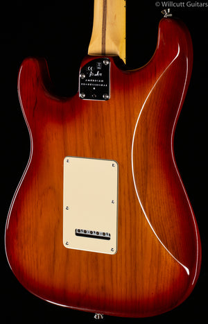 Fender American Professional II Stratocaster® HSS, Maple Fingerboard, Sienna Sunburst
