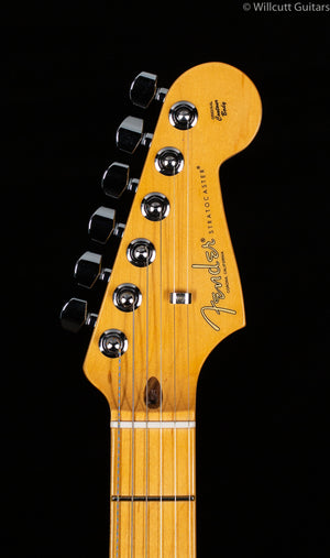 Fender American Professional II Stratocaster® HSS, Maple Fingerboard, Sienna Sunburst
