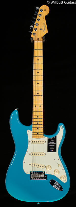 Fender American Professional II Stratocaster Miami Blue Maple Fingerboard (081)
