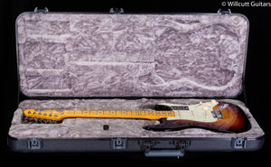 Fender American Ultra Stratocaster Maple Fingerboard Ultraburst (629)