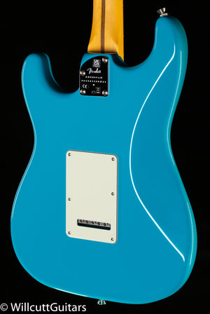 Fender American Professional II Stratocaster HSS, Rosewood Fingerboard, Miami Blue (609)