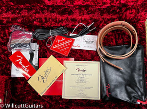 Fender 70th Anniversary Broadcaster Maple Fingerboard Blackguard Blonde (120)