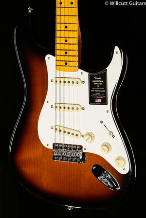 Fender American Vintage II 1957 Stratocaster Maple Fingerboard 2-Color Sunburst (556)