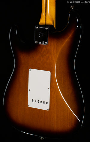 Fender Eric Johnson Virginia Stratocaster 2-Tone Sunburst