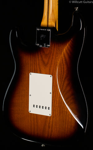 Fender Eric Johnson Virginia Stratocaster 2-Tone Sunburst