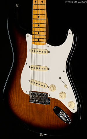 Fender Eric Johnson Virginia Stratocaster 2-Tone Sunburst