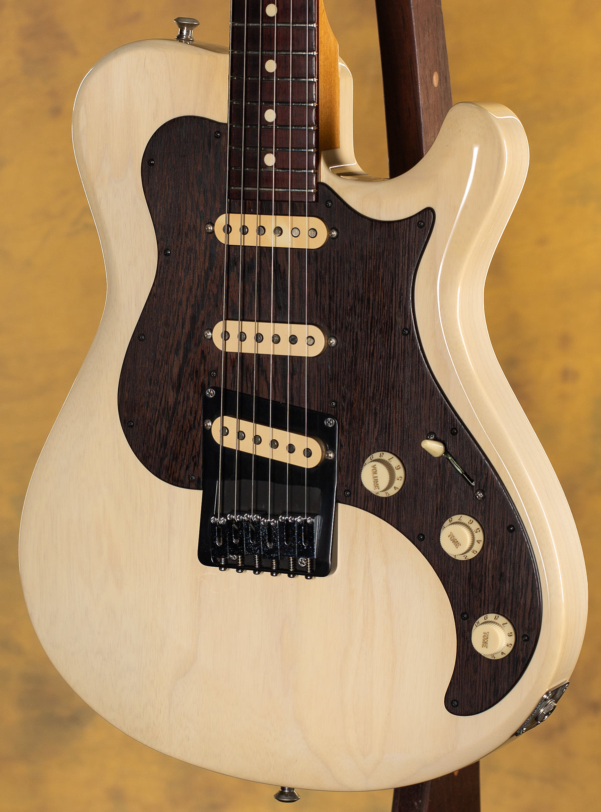 Knaggs Choptank Tier 3 Aged Ivory (018)