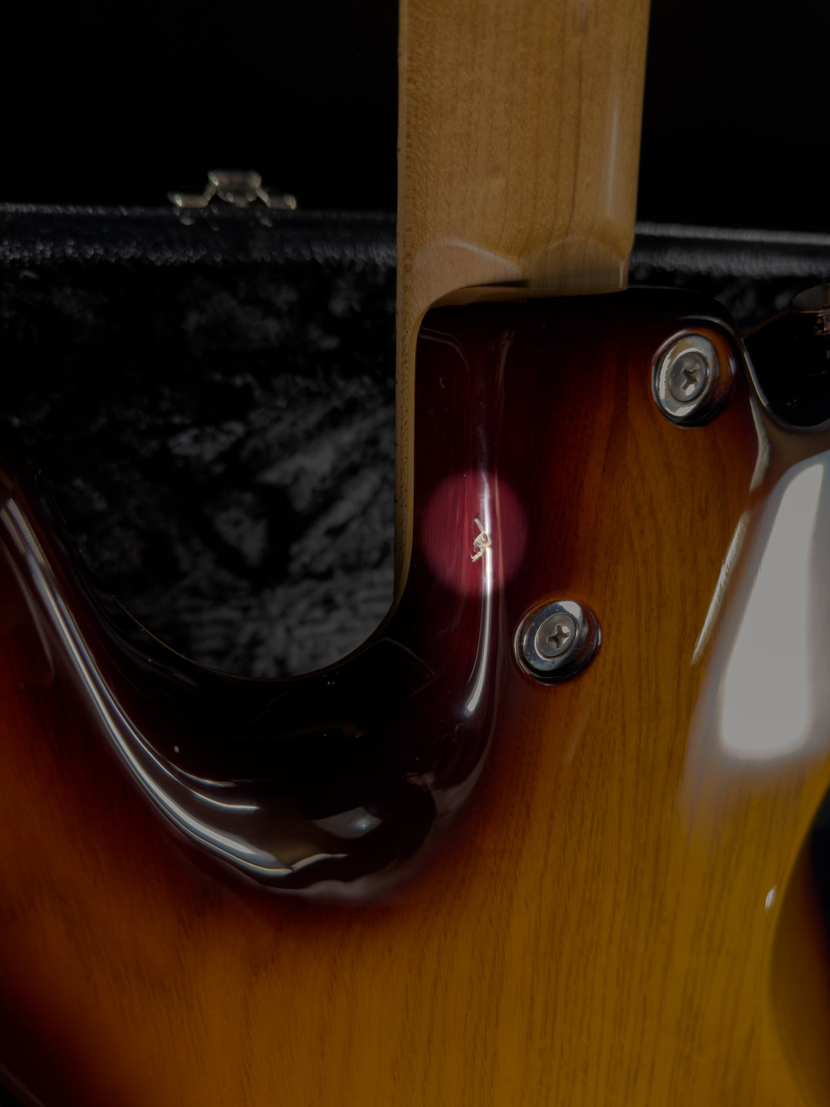 2017 Tom Anderson T Classic Tobacco Burst with Binding