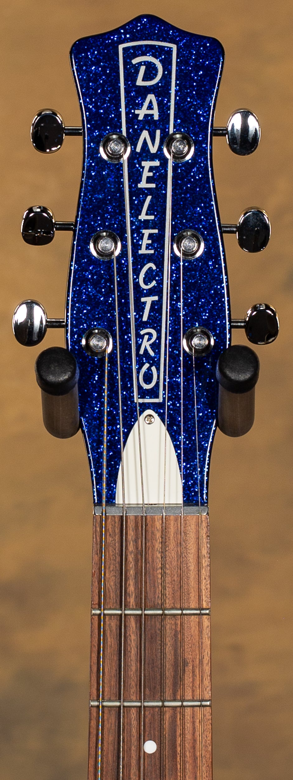 Danelectro 59M NOS+ Metalflake Blue