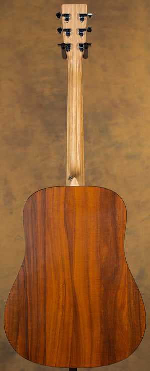 2004 Martin D-X2E Koa