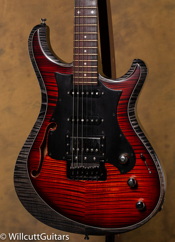 Knaggs Severn X Hollowbody Fire - Willcutt Guitars