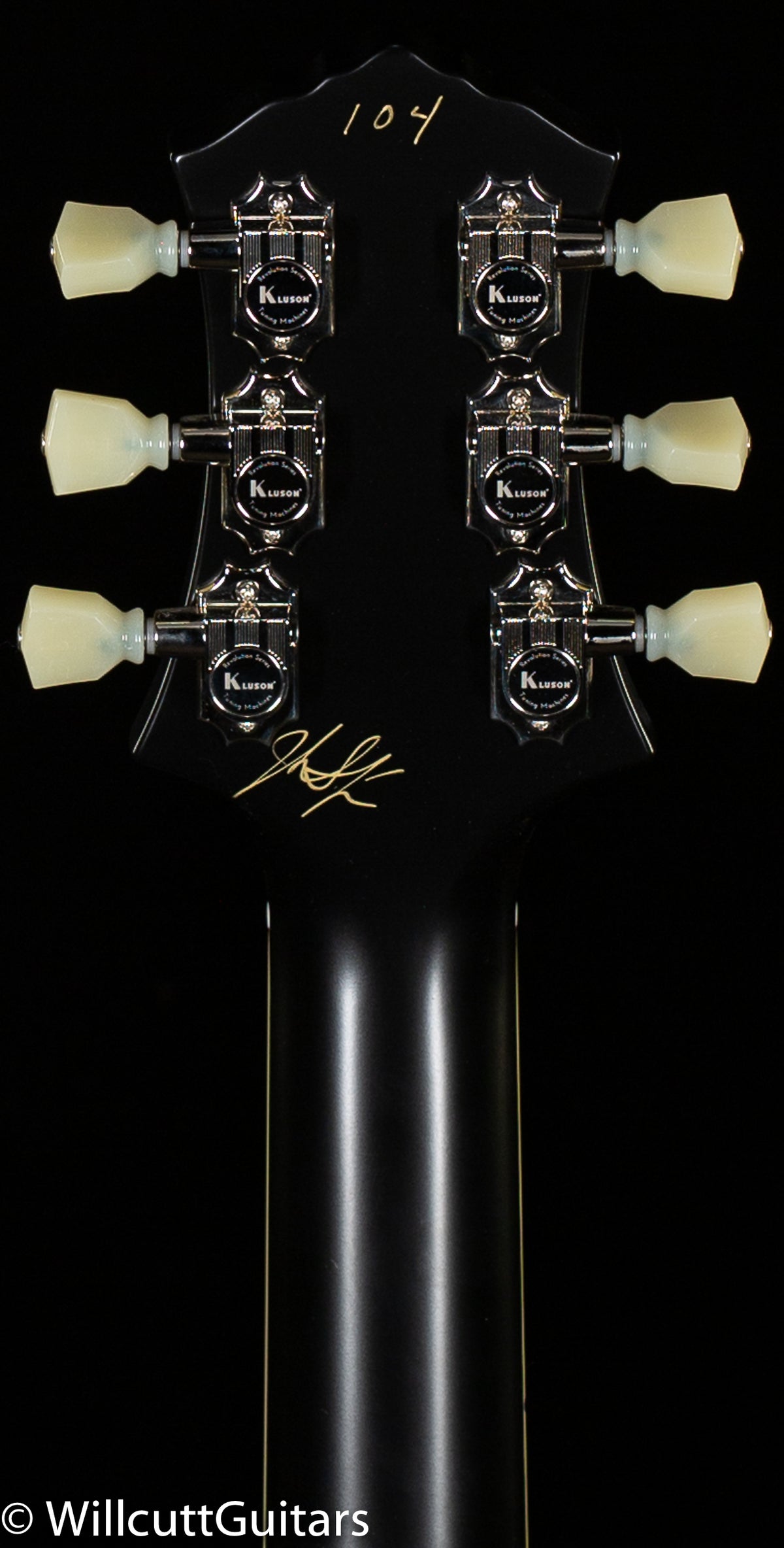 Knaggs Influence Honga Black (104)