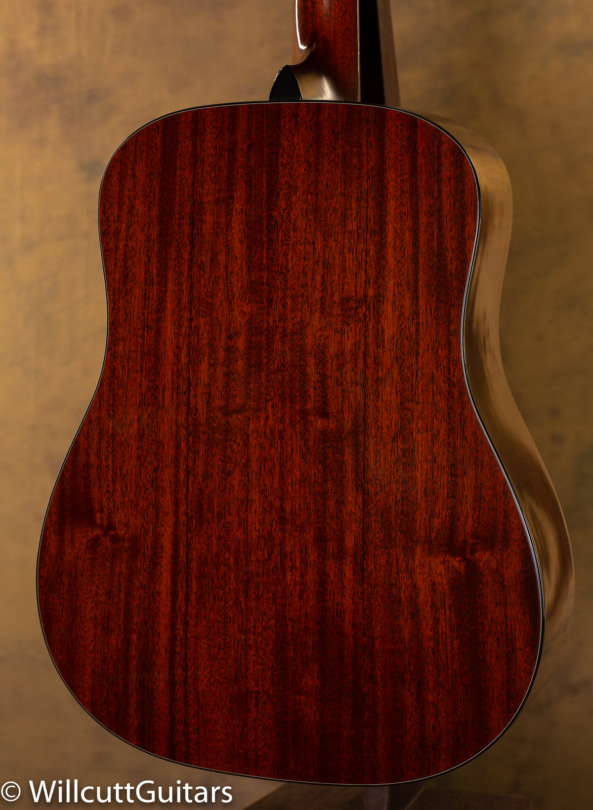 2016 Taylor 510 Acoustic Guitar