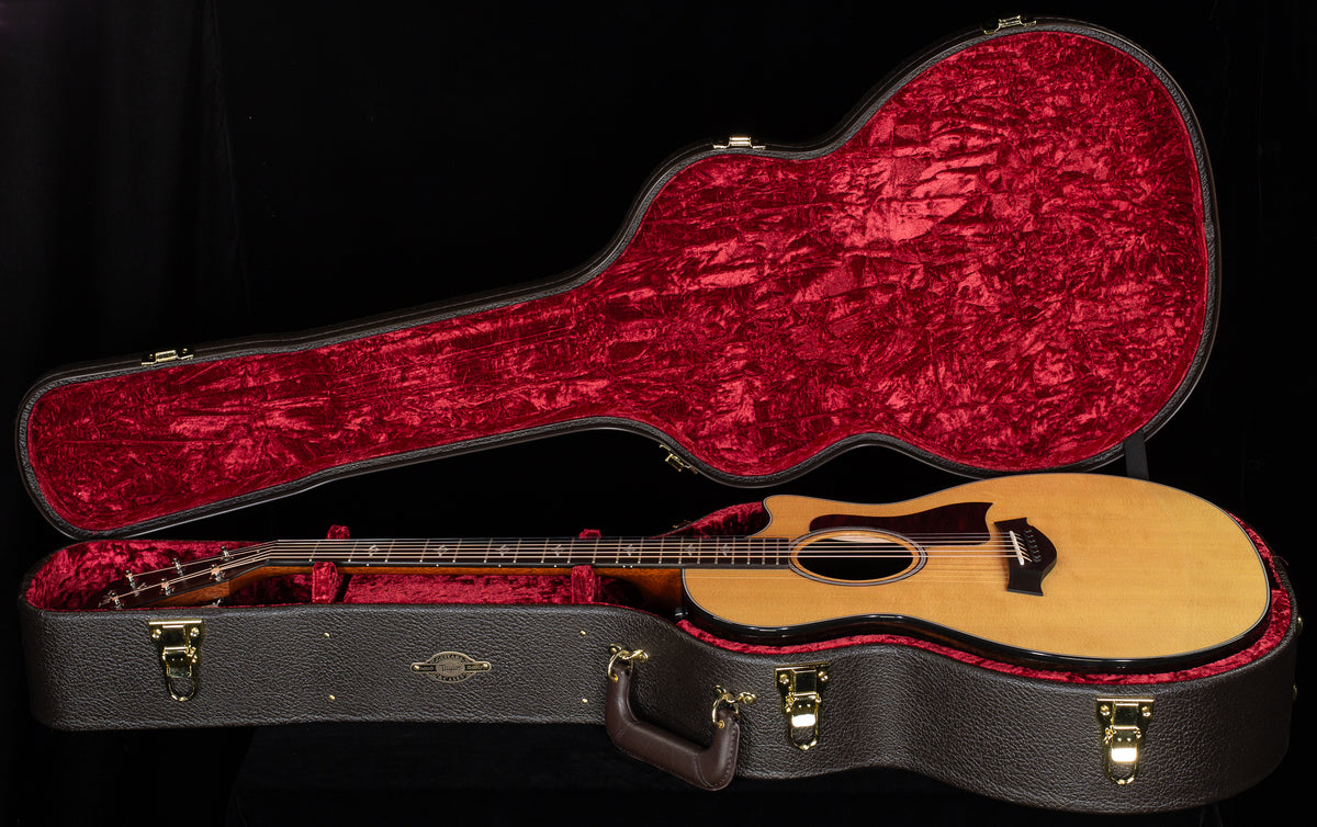 2020 New Old Stock Taylor E14ce V-Class (095)