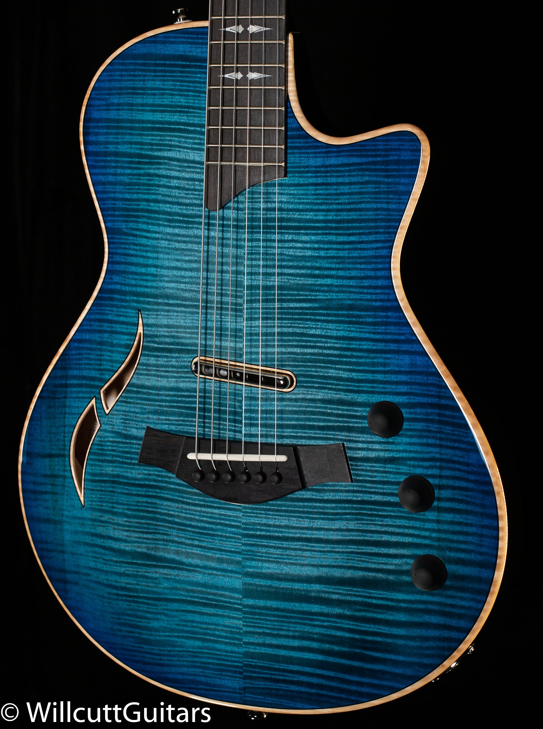 Taylor T5z Pro Harbor Blue (002) - Willcutt Guitars