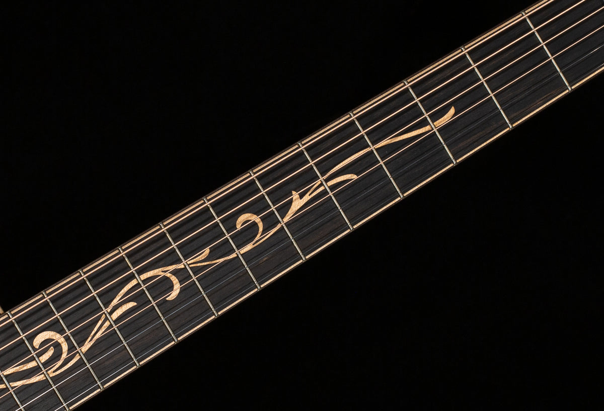 Taylor K22ce Grand Concert Koa 12-Fret Natural V-Class (125)