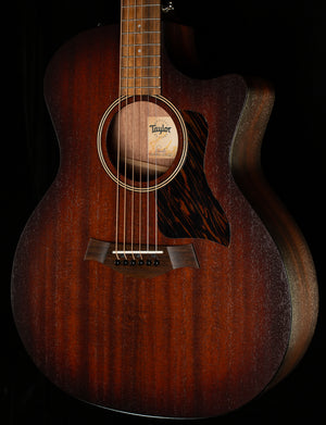 Taylor American Dream AD24ce Grand Auditorium Shaded Edge Burst (074)