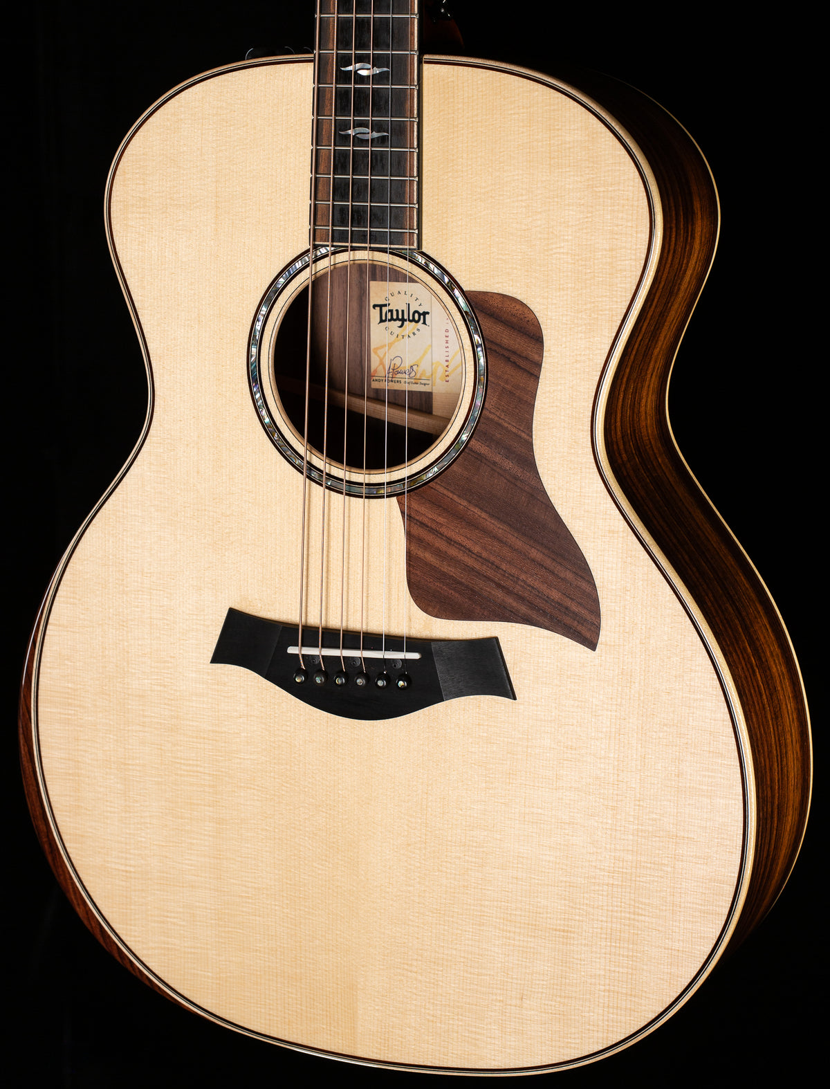 Taylor 814e Armrest V-Class Bracing (087)