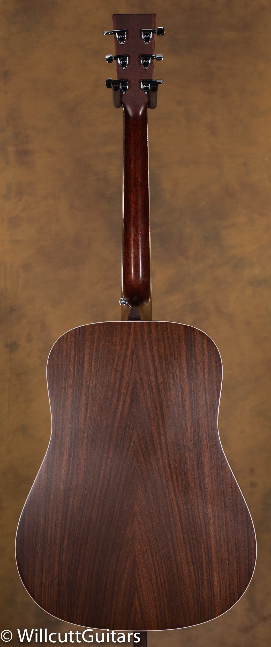 Martin D-16RGT 見詰める 純正ハードケース付(D16 RGT)
