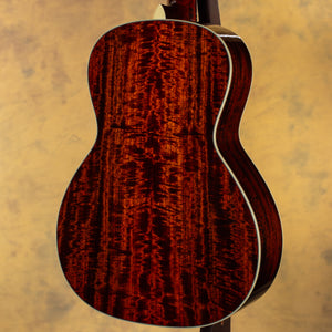 2014 Eastman E10 OO-M Acoustic Guitar