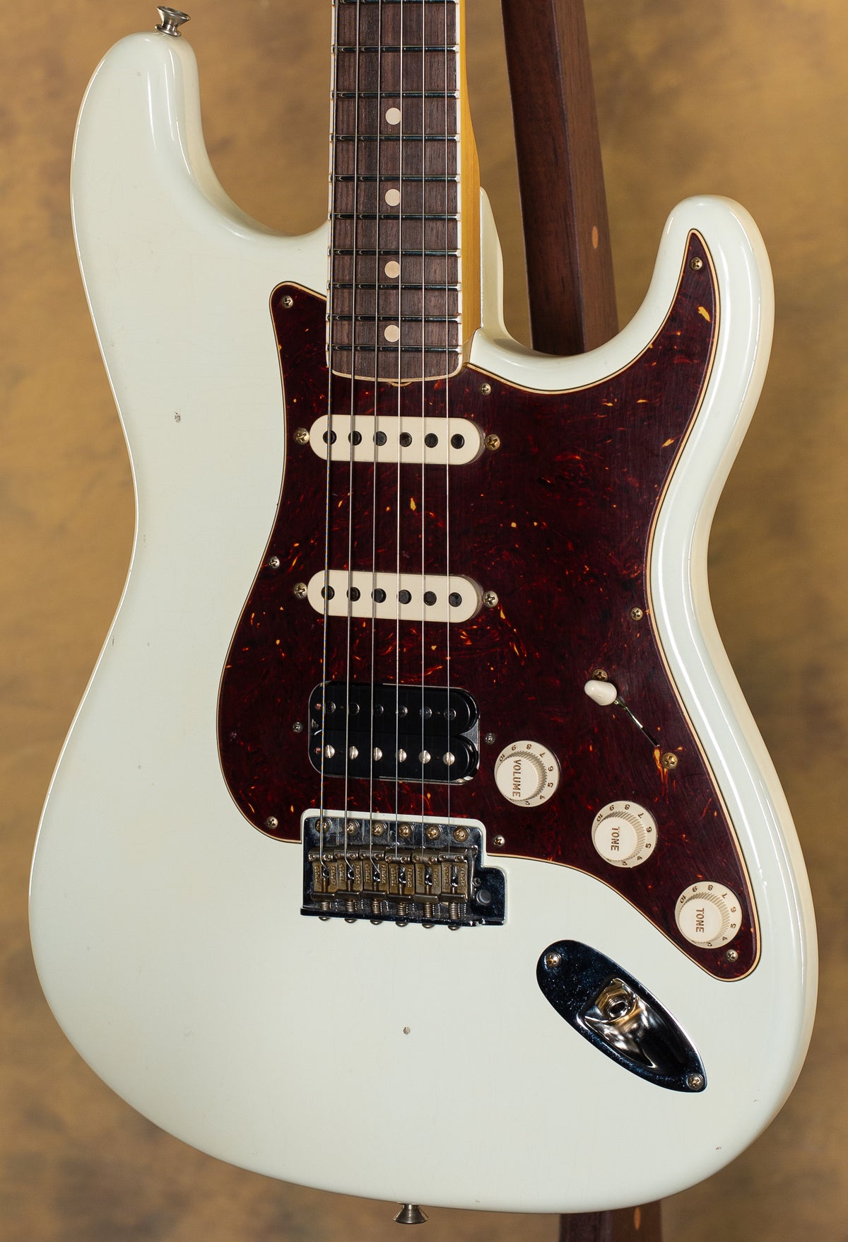 Fender Custom Shop Postmodern Stratocaster Journeyman HSS Aged Olympic White